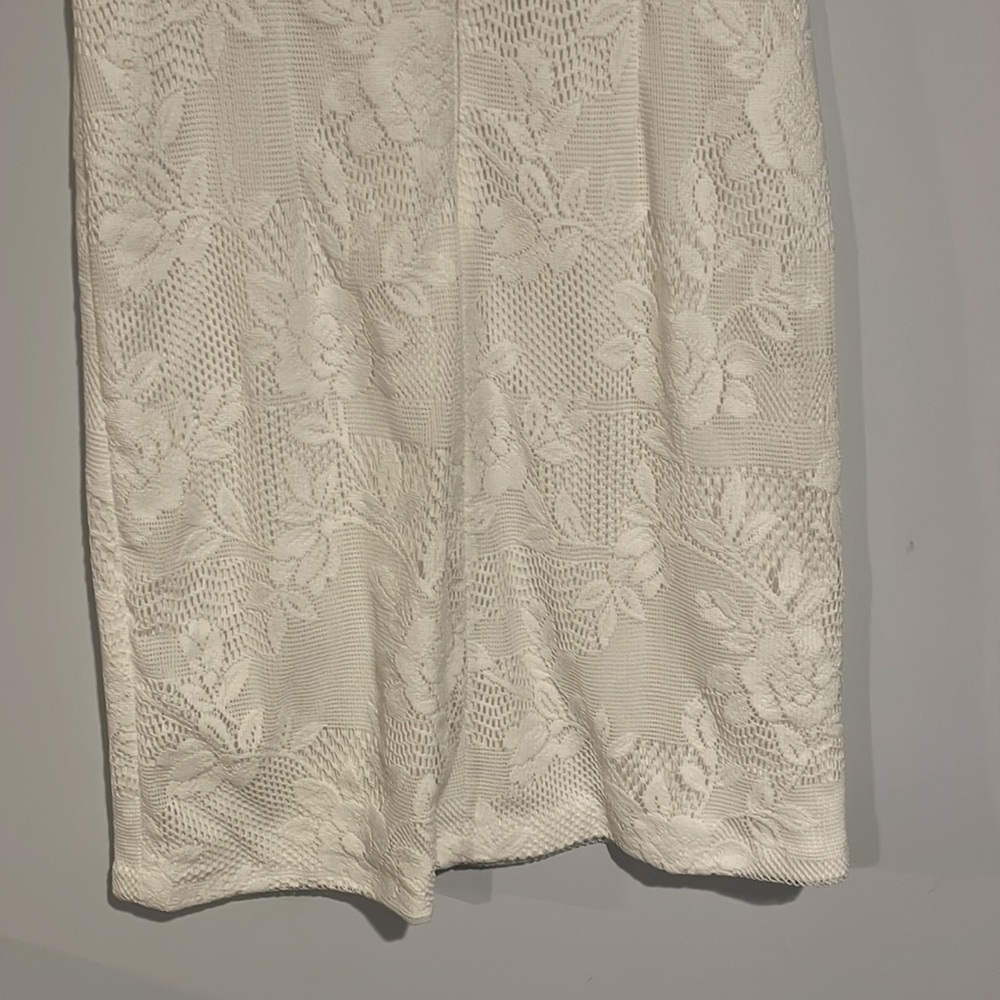 Karl Lagerfeld white sleeveless eyelet shift dress • Size Small - Picture 8 of 9